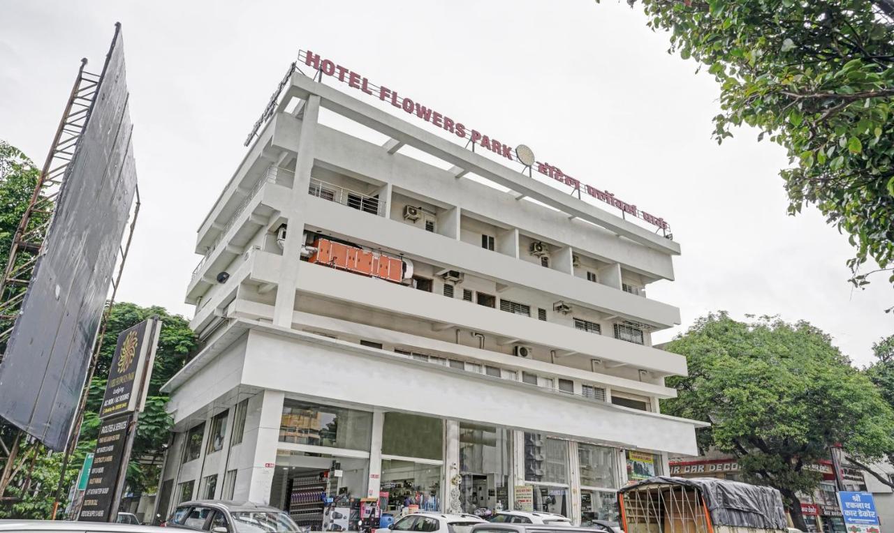 Itsy Hotels Flowers Park Nashik Bagian luar foto