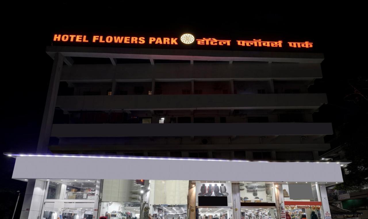 Itsy Hotels Flowers Park Nashik Bagian luar foto