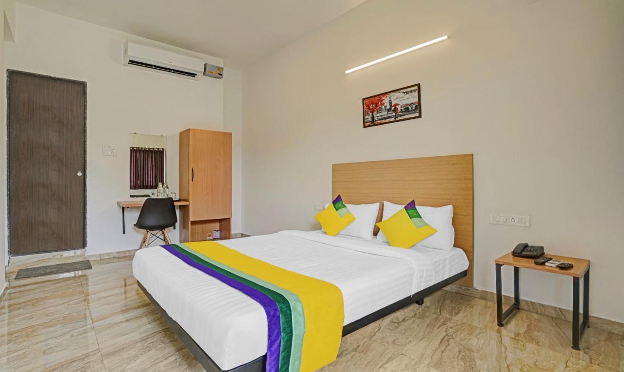Itsy Hotels Flowers Park Nashik Bagian luar foto